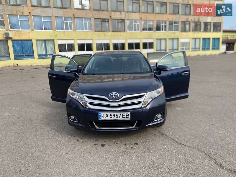 Внедорожник / Кроссовер Toyota Venza 2014 в Ставище