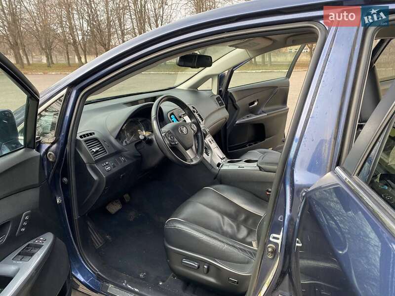 Внедорожник / Кроссовер Toyota Venza 2014 в Ставище