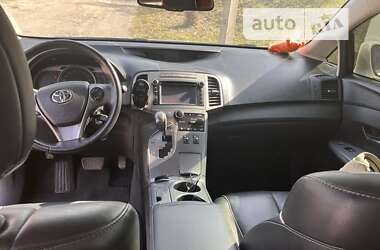 Позашляховик / Кросовер Toyota Venza 2014 в Запоріжжі
