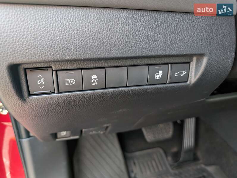 Внедорожник / Кроссовер Toyota Venza 2021 в Киеве