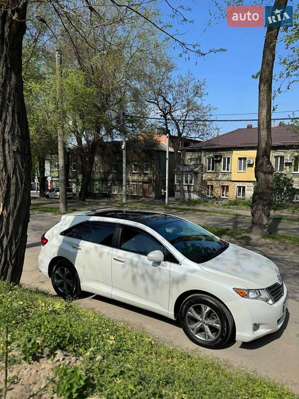 Внедорожник / Кроссовер Toyota Venza 2011 в Днепре