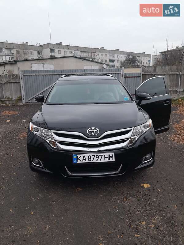 Внедорожник / Кроссовер Toyota Venza 2014 в Кропивницком