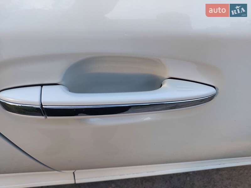 Позашляховик / Кросовер Toyota Venza 2010 в Харкові