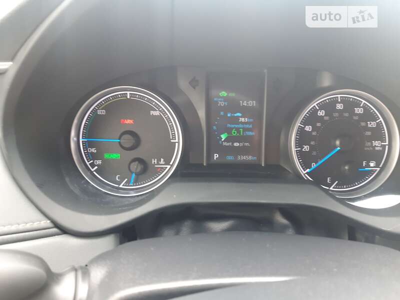 Позашляховик / Кросовер Toyota Venza 2021 в Вижниці