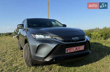 Позашляховик / Кросовер Toyota Venza 2022 в Луцьку