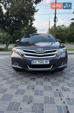 Позашляховик / Кросовер Toyota Venza 2013 в Хмельницькому