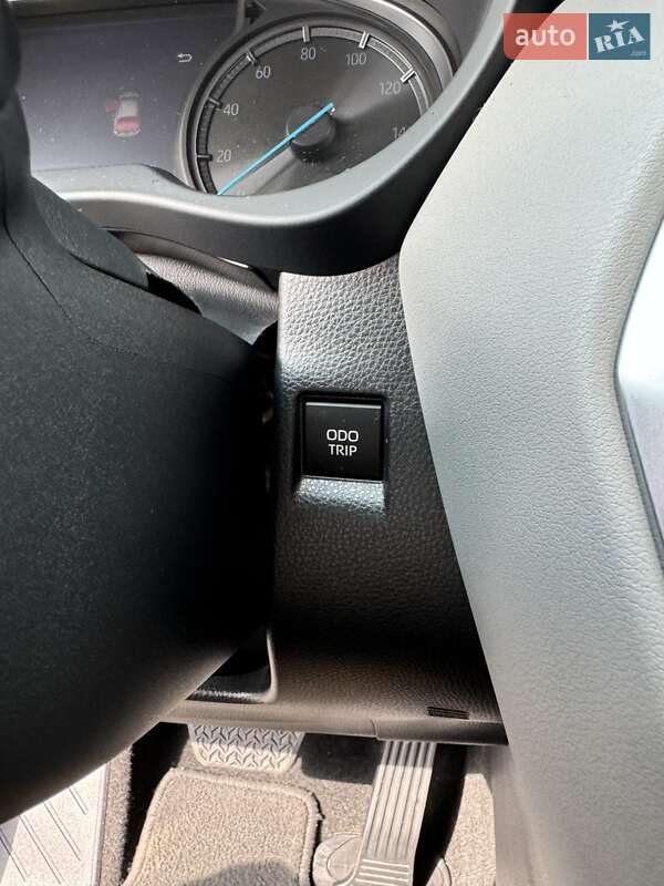 Позашляховик / Кросовер Toyota Venza 2021 в Чернівцях