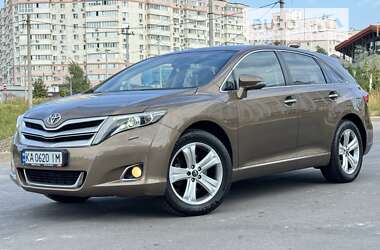 Позашляховик / Кросовер Toyota Venza 2014 в Києві