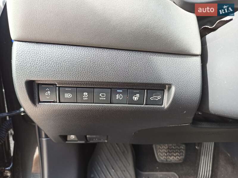 Позашляховик / Кросовер Toyota Venza 2021 в Києві