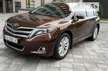 Позашляховик / Кросовер Toyota Venza 2013 в Києві