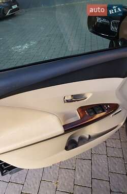 Позашляховик / Кросовер Toyota Venza 2011 в Івано-Франківську