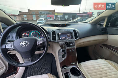 Позашляховик / Кросовер Toyota Venza 2011 в Сумах