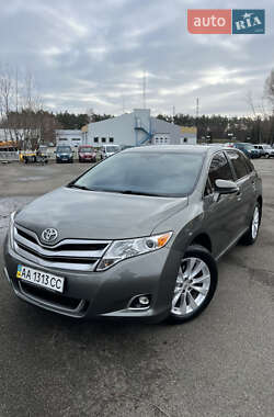 Позашляховик / Кросовер Toyota Venza 2012 в Києві