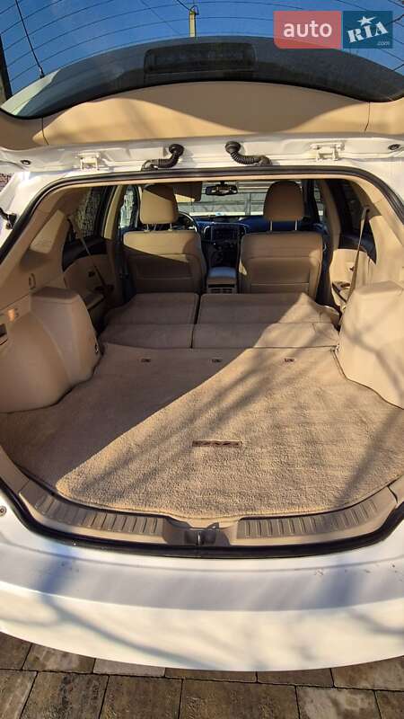 Внедорожник / Кроссовер Toyota Venza 2013 в Луцке