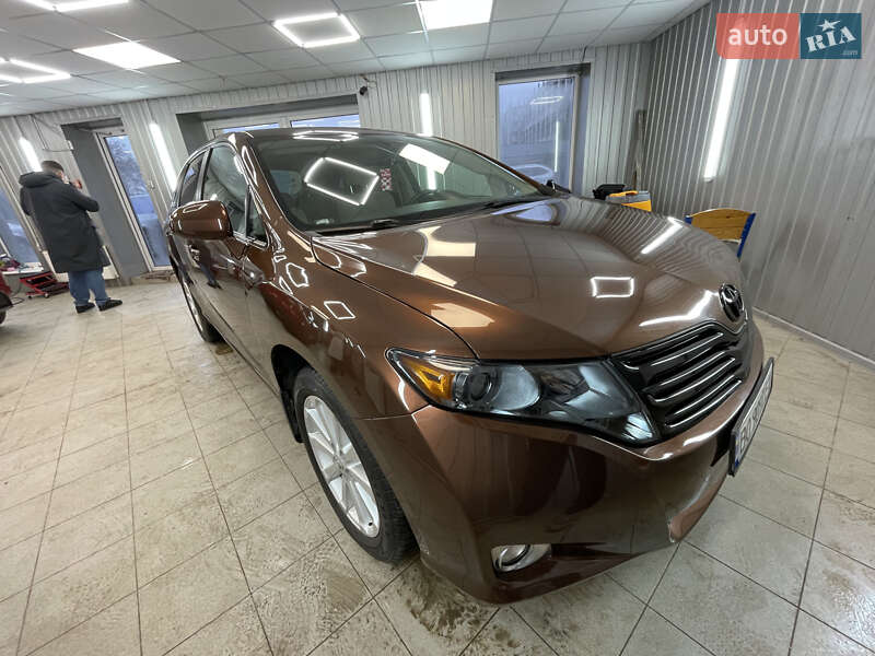 Позашляховик / Кросовер Toyota Venza 2012 в Тернополі