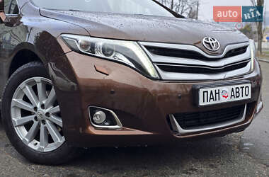 Позашляховик / Кросовер Toyota Venza 2013 в Києві