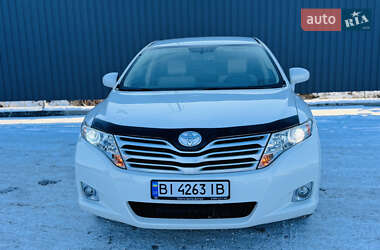 Внедорожник / Кроссовер Toyota Venza 2010 в Полтаве