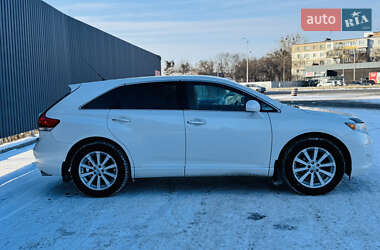 Внедорожник / Кроссовер Toyota Venza 2010 в Полтаве