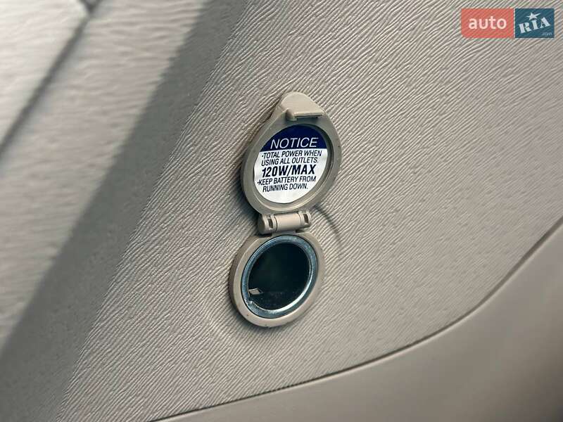 Позашляховик / Кросовер Toyota Venza 2011 в Самборі