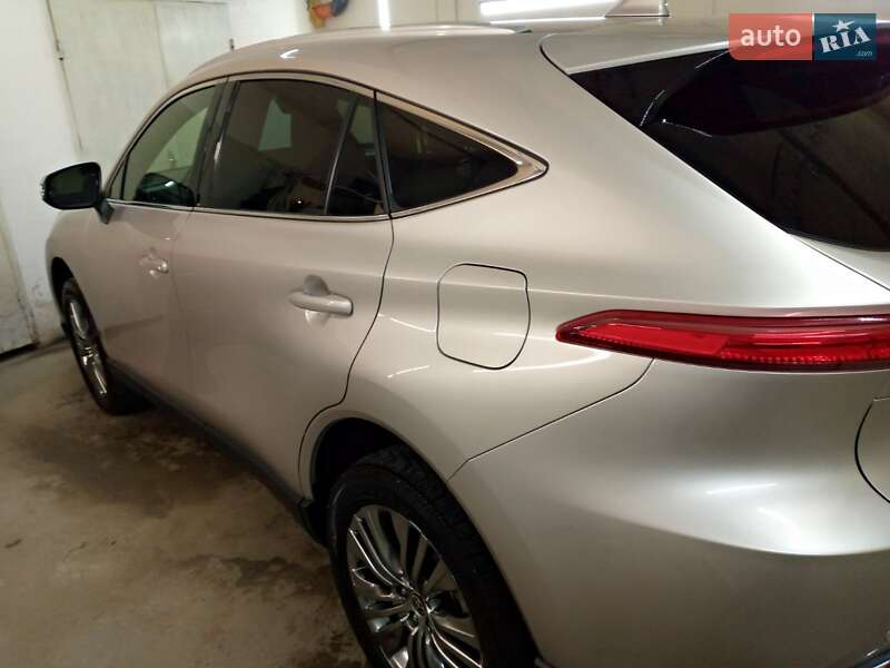 Позашляховик / Кросовер Toyota Venza 2022 в Львові