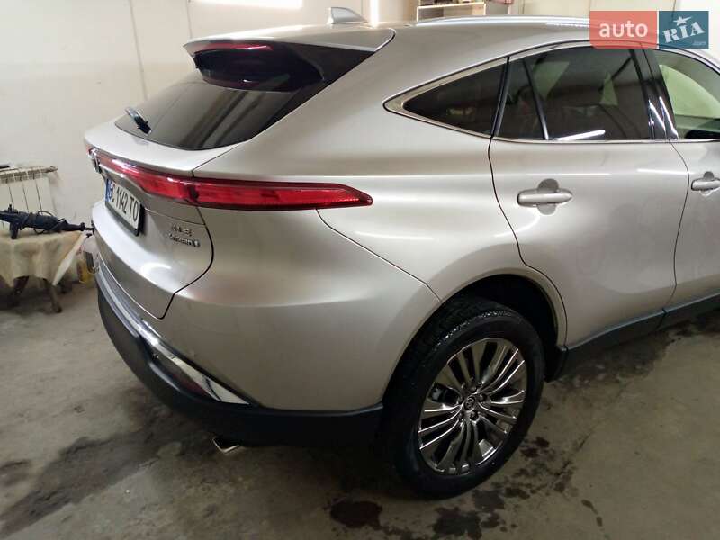 Позашляховик / Кросовер Toyota Venza 2022 в Львові