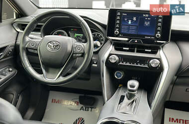 Позашляховик / Кросовер Toyota Venza 2020 в 