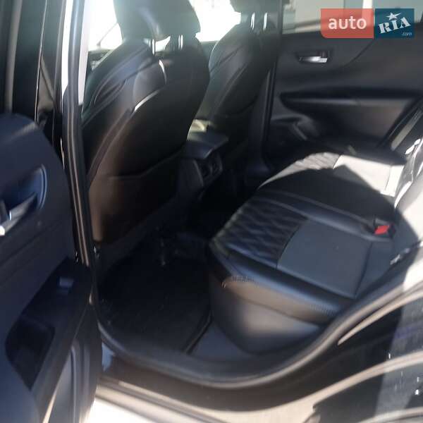 Внедорожник / Кроссовер Toyota Venza 2021 в Калиновке фото 12 Внедорожник / Кроссовер Toyota Venza 2021 в Калиновке