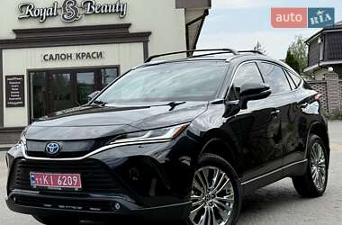 Позашляховик / Кросовер Toyota Venza 2024 в 