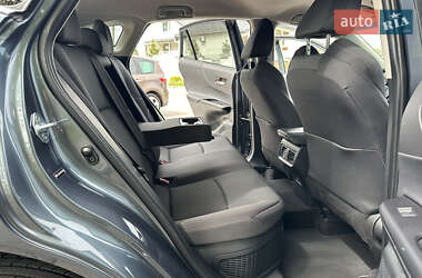 Позашляховик / Кросовер Toyota Venza 2021 в 