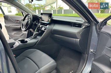 Позашляховик / Кросовер Toyota Venza 2021 в 