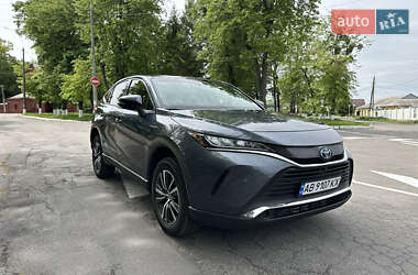 Позашляховик / Кросовер Toyota Venza 2021 в 