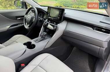 Позашляховик / Кросовер Toyota Venza 2021 в 
