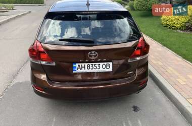 Позашляховик / Кросовер Toyota Venza 2013 в 