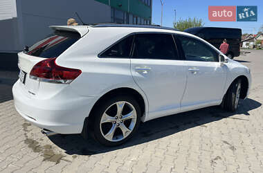 Внедорожник / Кроссовер Toyota Venza 2015 в 