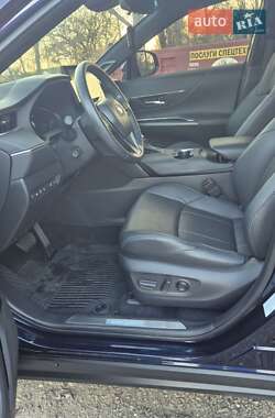 Внедорожник / Кроссовер Toyota Venza 2021 в 
