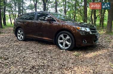 Позашляховик / Кросовер Toyota Venza 2013 в 