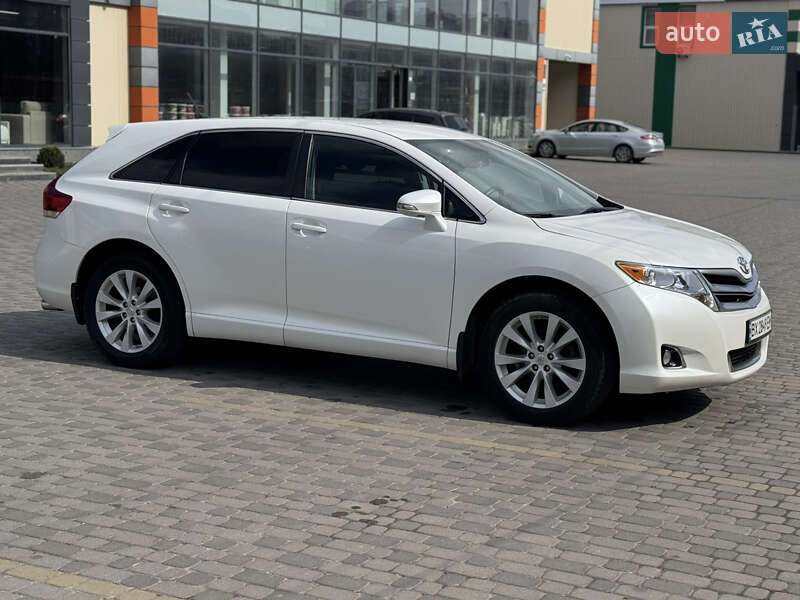 Позашляховик / Кросовер Toyota Venza 2014 в Хмельницькому
