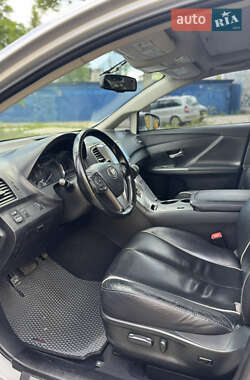 Внедорожник / Кроссовер Toyota Venza 2013 в 