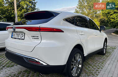 Позашляховик / Кросовер Toyota Venza 2021 в 