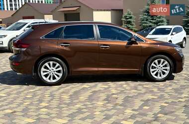 Позашляховик / Кросовер Toyota Venza 2013 в 