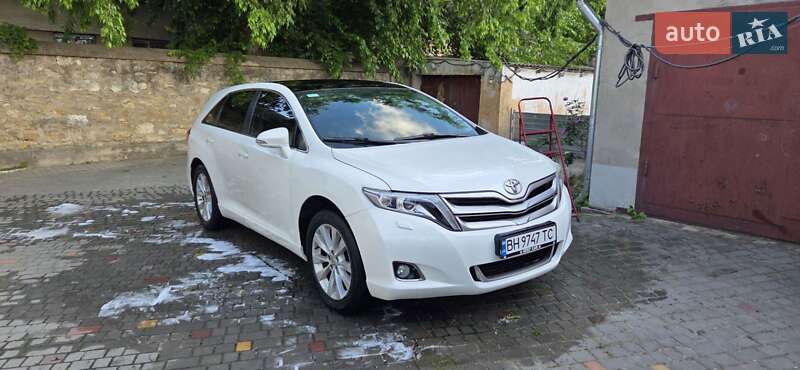 Позашляховик / Кросовер Toyota Venza 2013 в Миколаєві