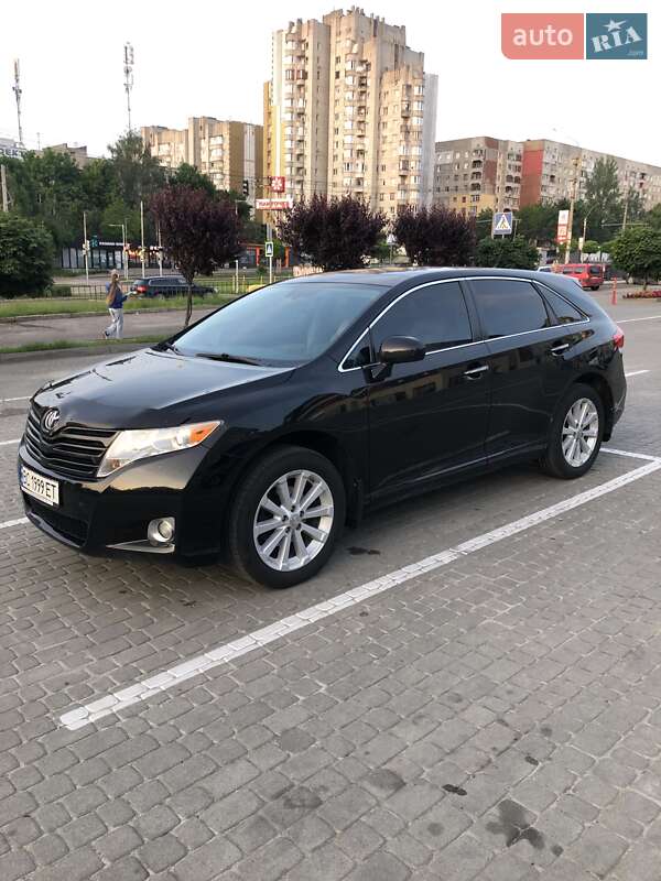 Позашляховик / Кросовер Toyota Venza 2011 в Львові
