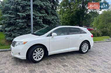 Позашляховик / Кросовер Toyota Venza 2011 в 