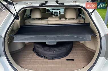 Позашляховик / Кросовер Toyota Venza 2011 в 