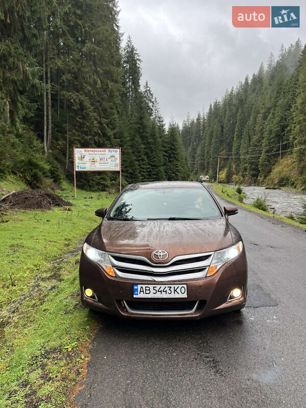 Внедорожник / Кроссовер Toyota Venza 2012 в Виннице