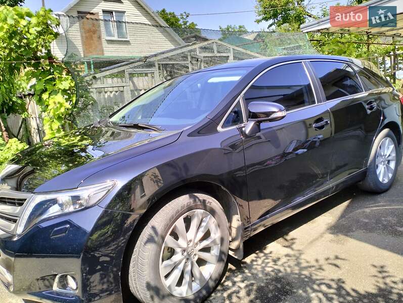 Позашляховик / Кросовер Toyota Venza 2013 в Дніпрі