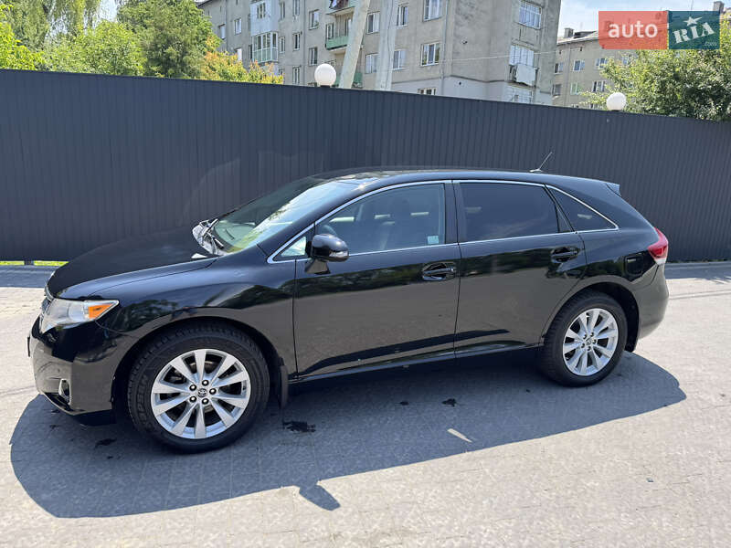 Внедорожник / Кроссовер Toyota Venza 2013 в Ивано-Франковске