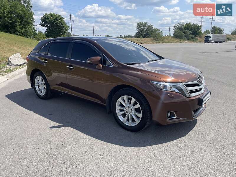 Внедорожник / Кроссовер Toyota Venza 2013 в Днепре