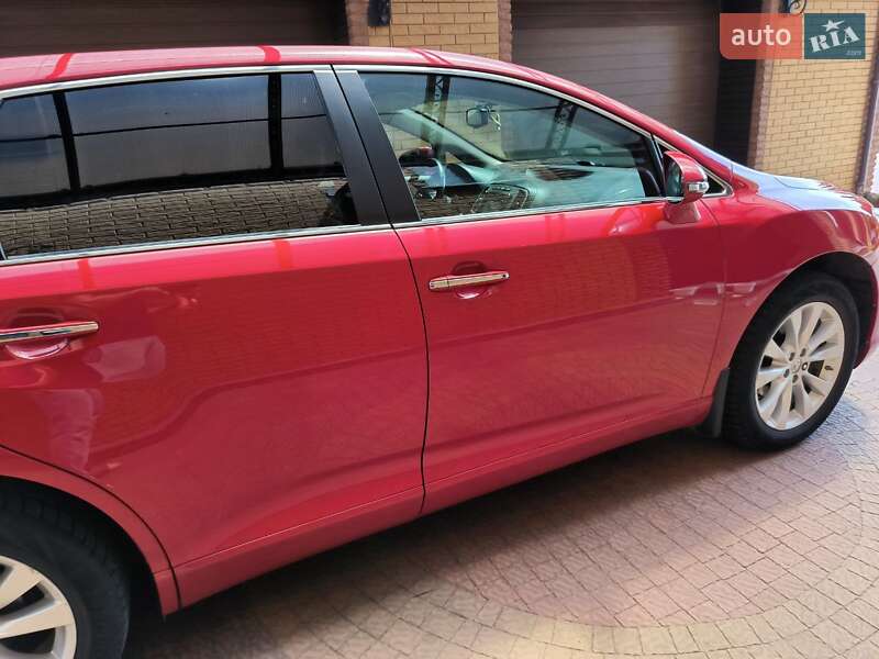 Позашляховик / Кросовер Toyota Venza 2013 в Кривому Розі