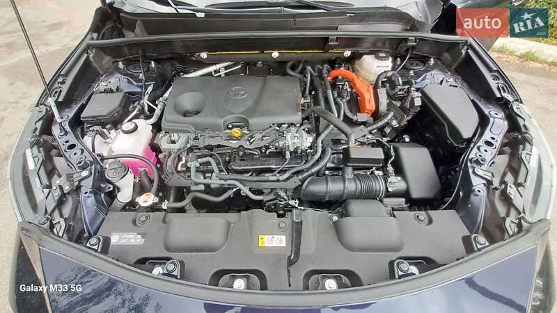 Позашляховик / Кросовер Toyota Venza 2023 в Києві